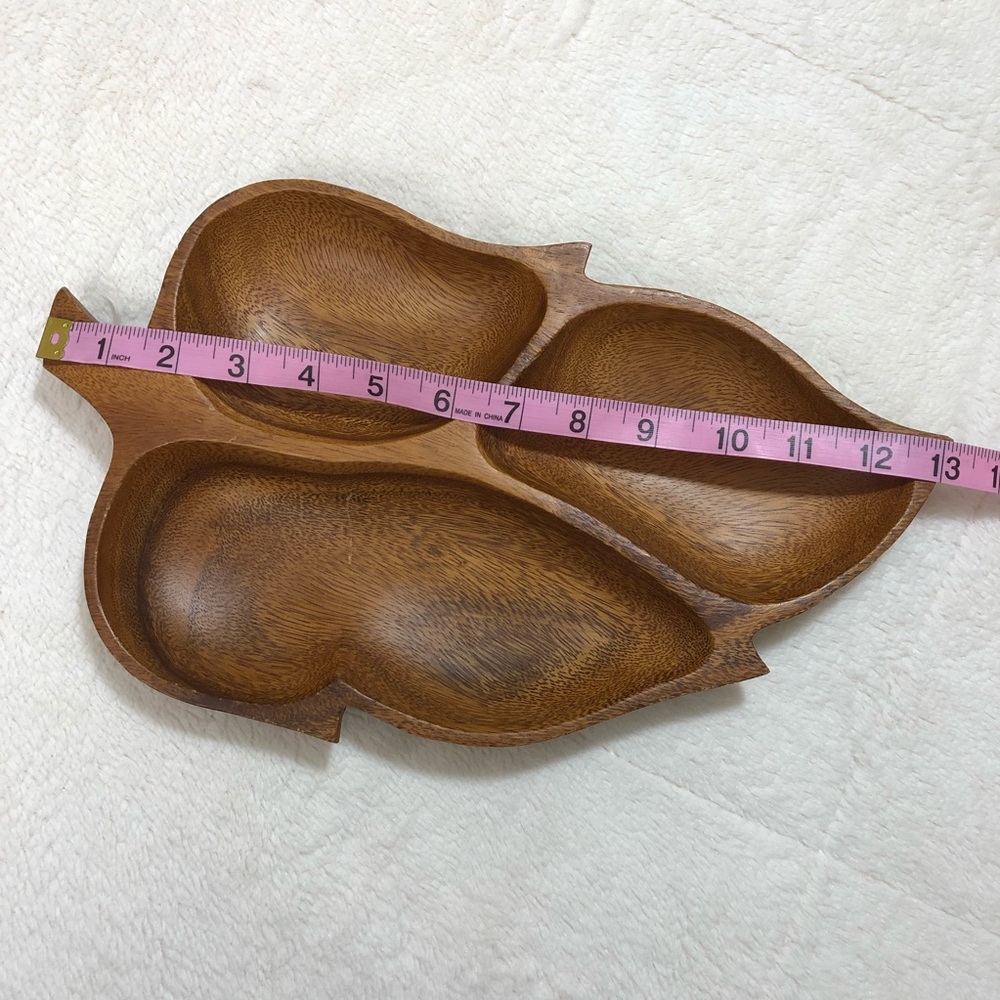 The MonkeyPod Tree Shops Leaf Shaped Divided Bowl - Picture 4 of 8